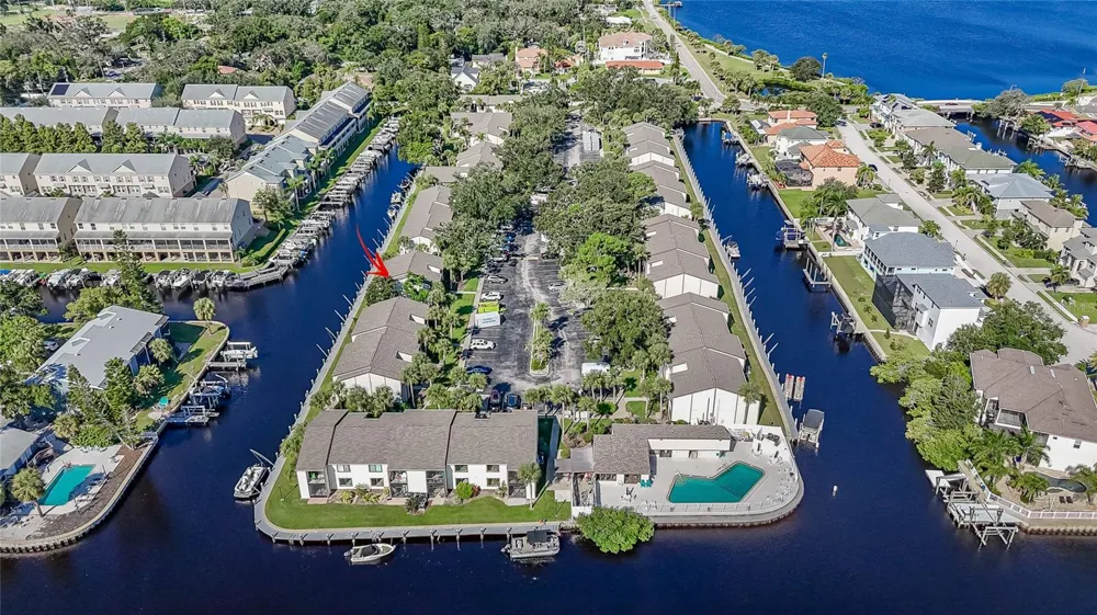 372 MOORINGS COVE DRIVE #372 Tarpon Springs, FL 34689