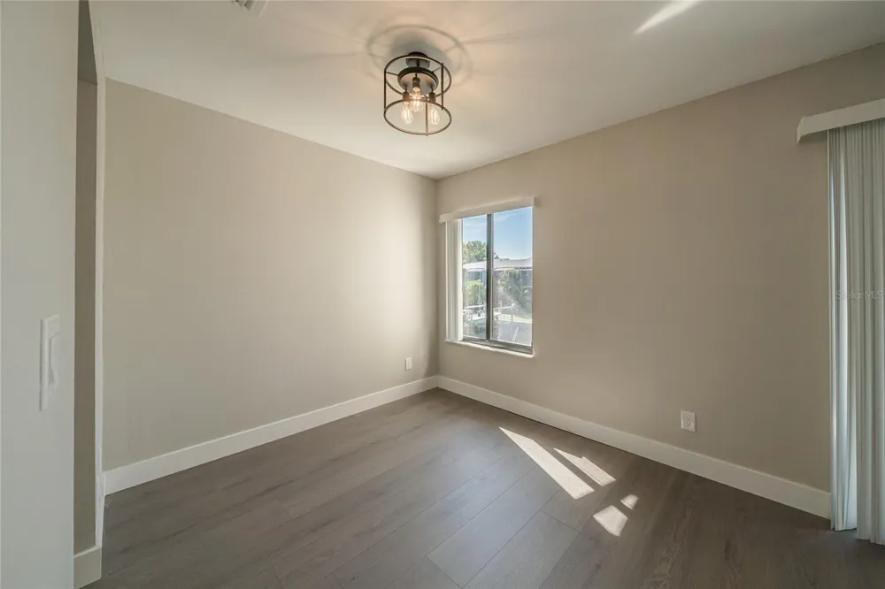 372 MOORINGS COVE DRIVE #372 Tarpon Springs, FL 34689
