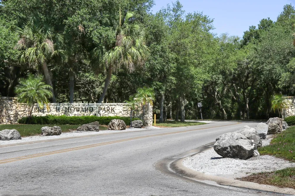 372 MOORINGS COVE DRIVE #372 Tarpon Springs, FL 34689