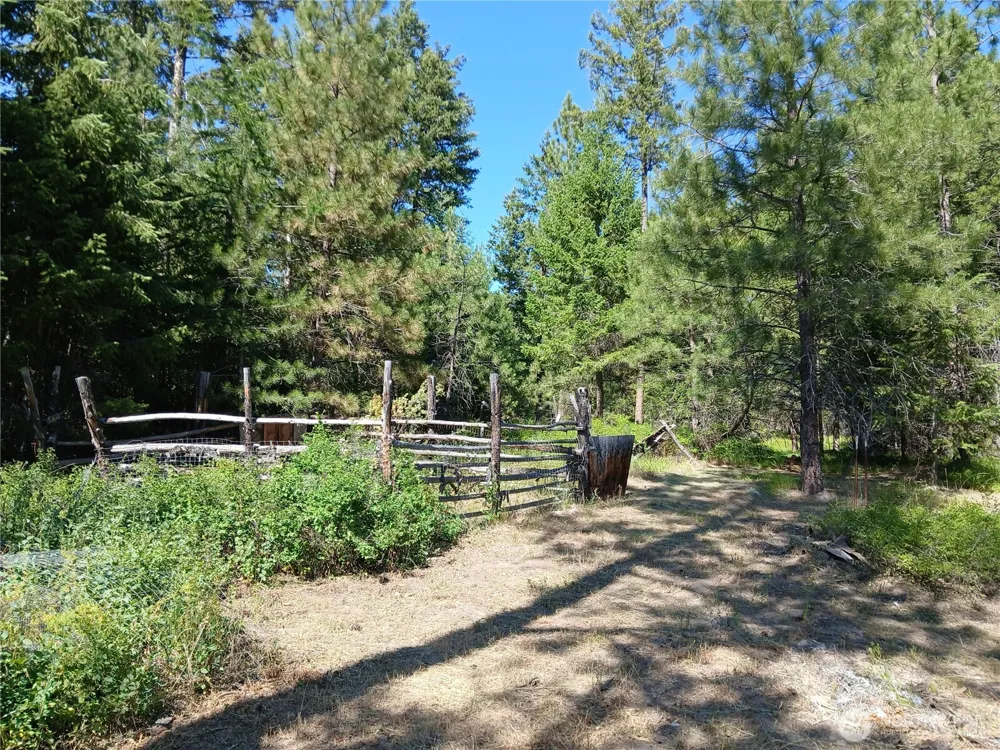 38 BROSER WAY W Tonasket, WA 98855
