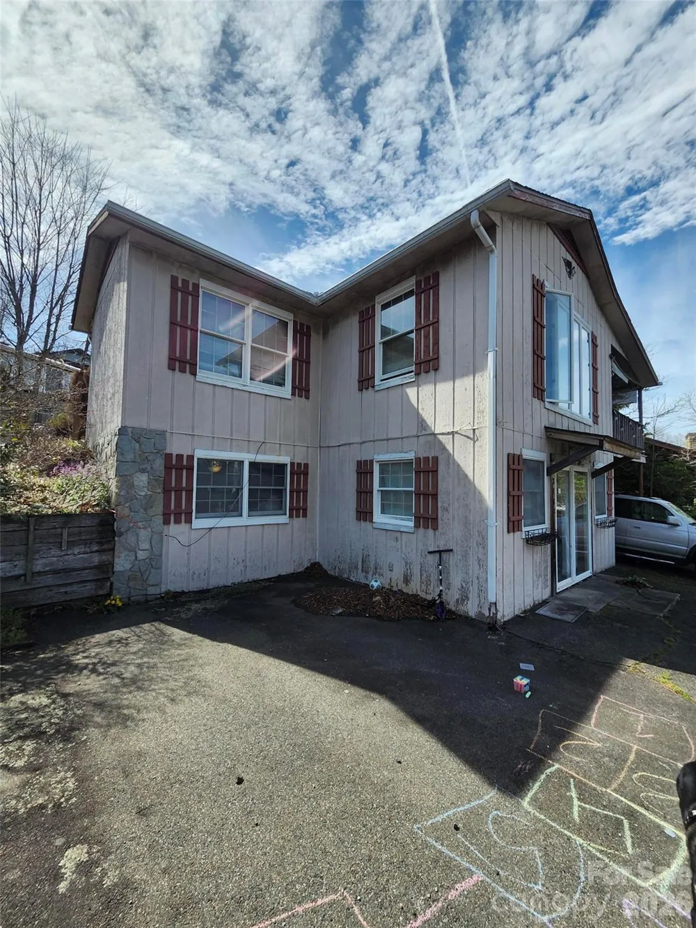 316 Snowshoe Loop Newland, NC 28657