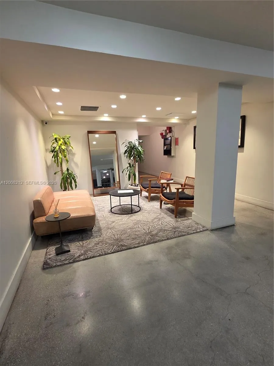 7928 West Dr #307 North Bay Village, FL 33141