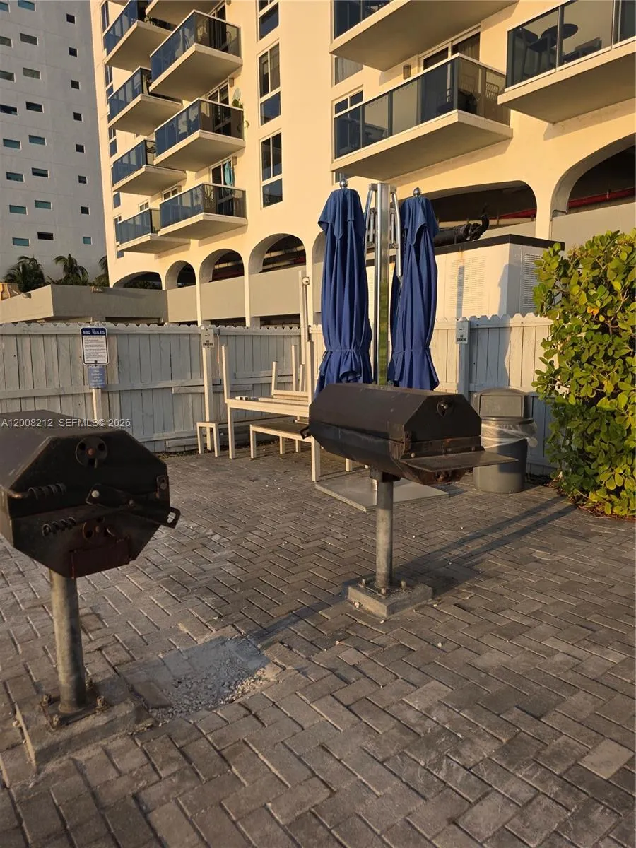 7928 West Dr #307 North Bay Village, FL 33141