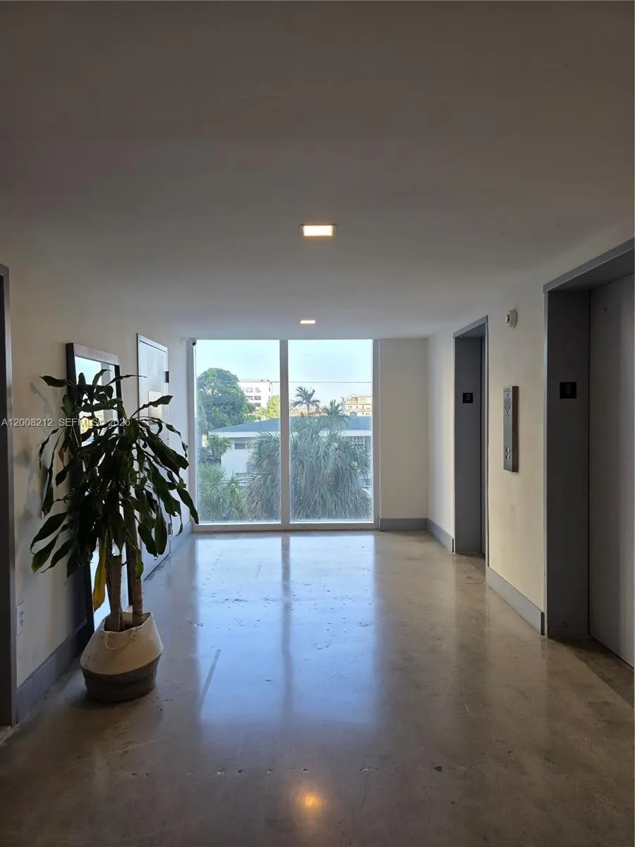 7928 West Dr #307 North Bay Village, FL 33141