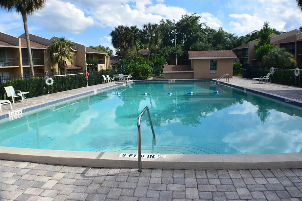 814 PARK LAKE CIRCLE #8 Maitland, FL 32751