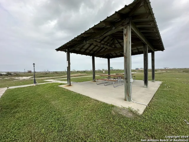 109 SUNRISE DR Rockport, TX 78382
