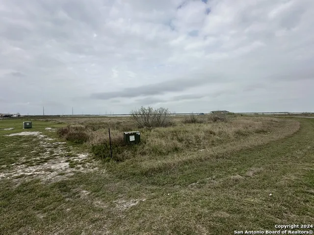 109 SUNRISE DR Rockport, TX 78382