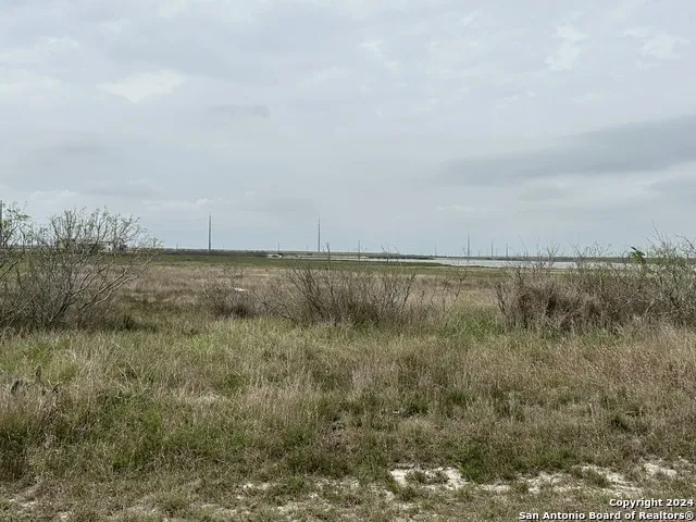 109 SUNRISE DR Rockport, TX 78382