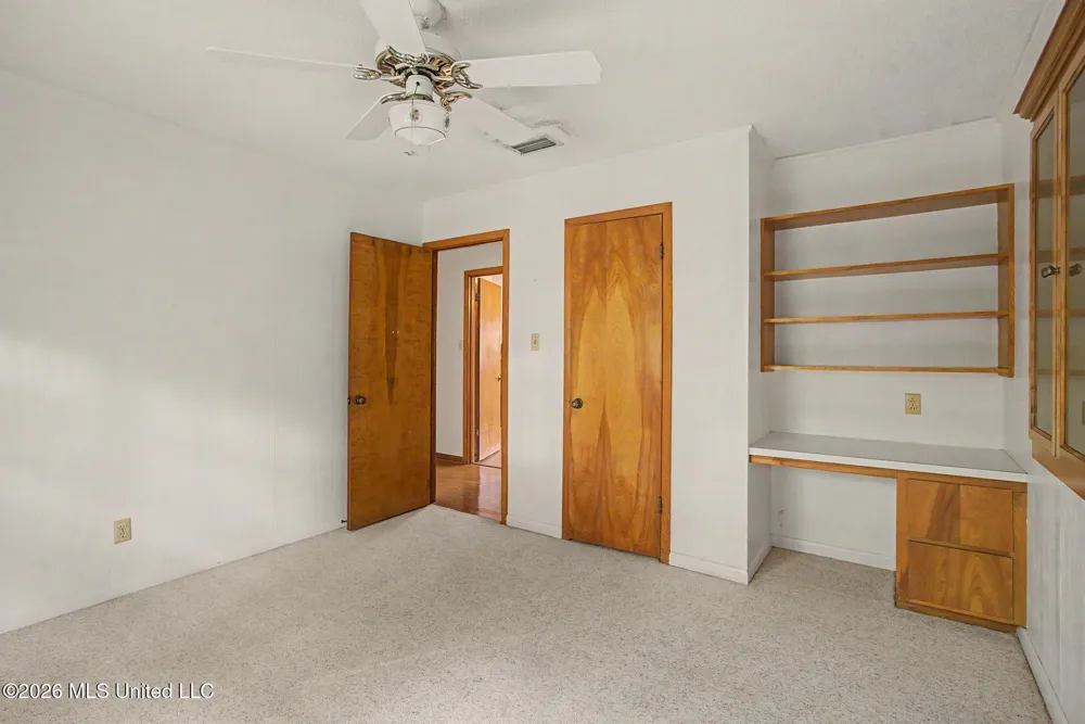 810 E College Avenue Wiggins, MS 39577