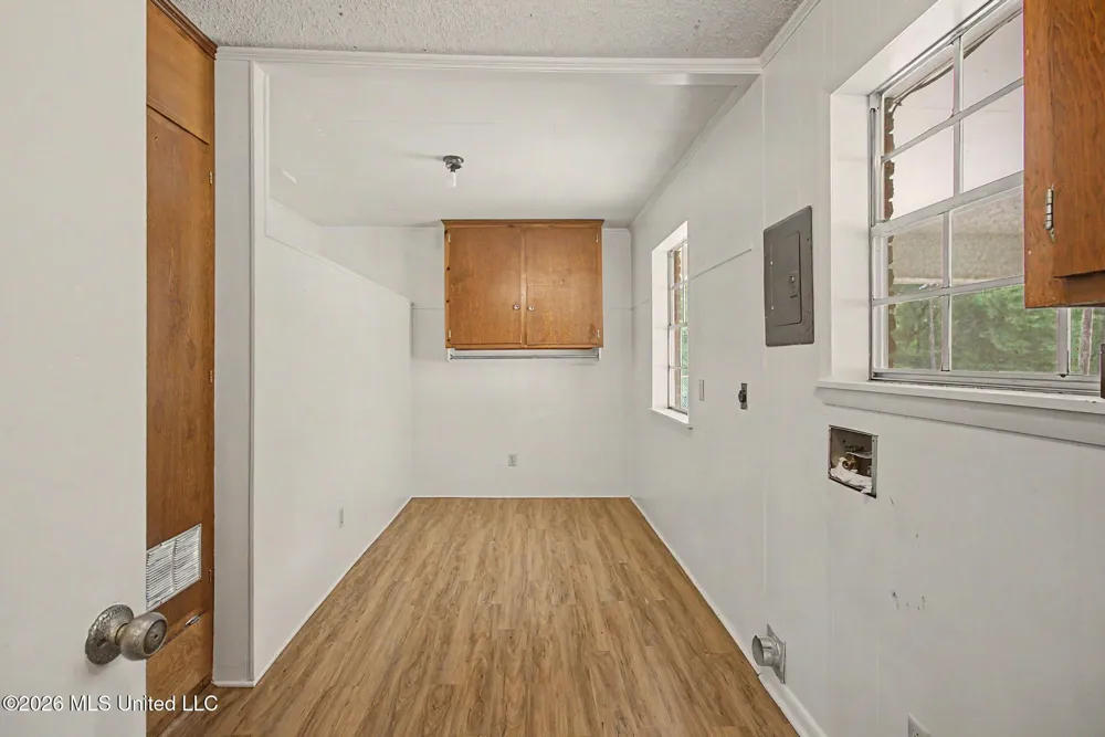 810 E College Avenue Wiggins, MS 39577