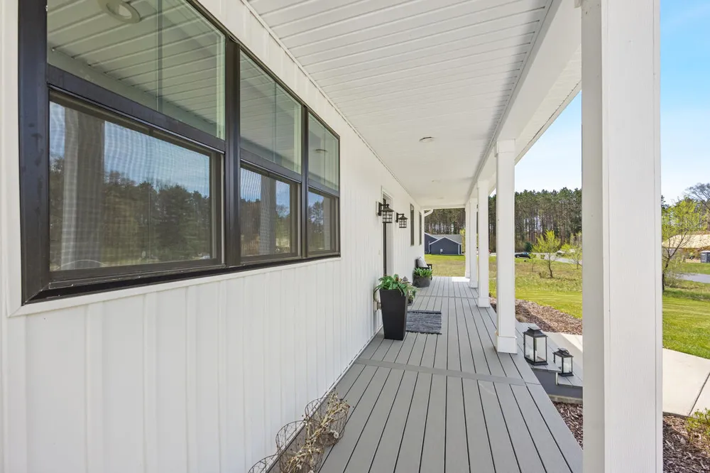 7834 Sandy Lane Mecosta Township, MI 49346