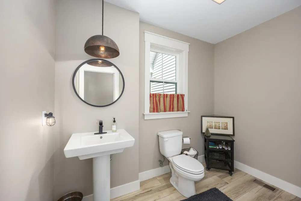 7834 Sandy Lane Mecosta Township, MI 49346