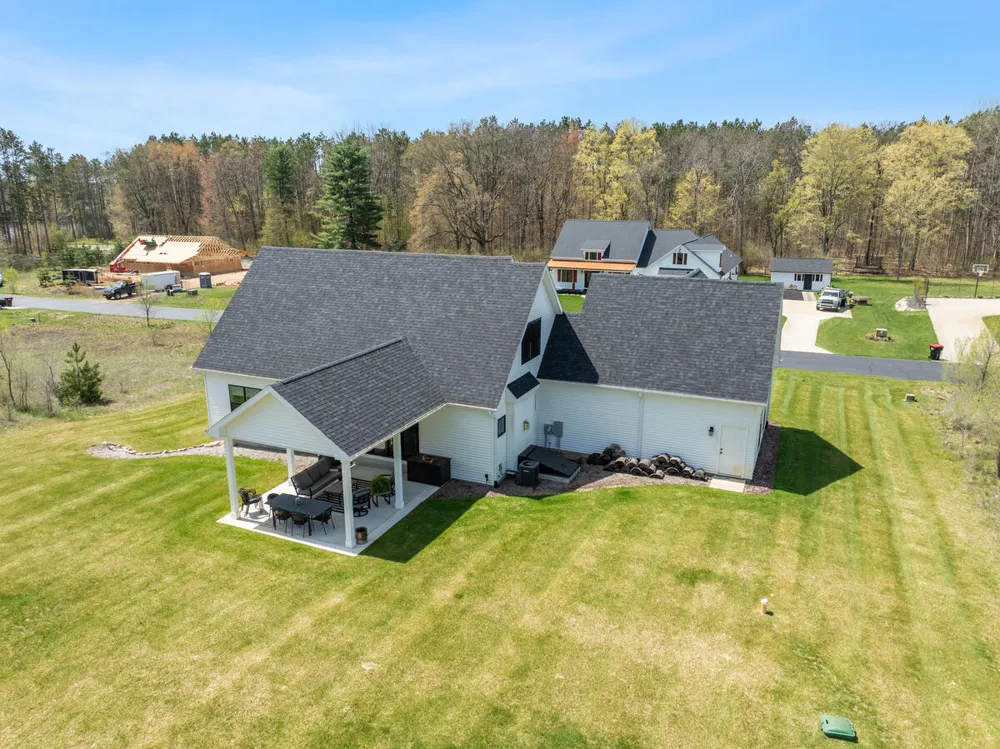 7834 Sandy Lane Mecosta Township, MI 49346
