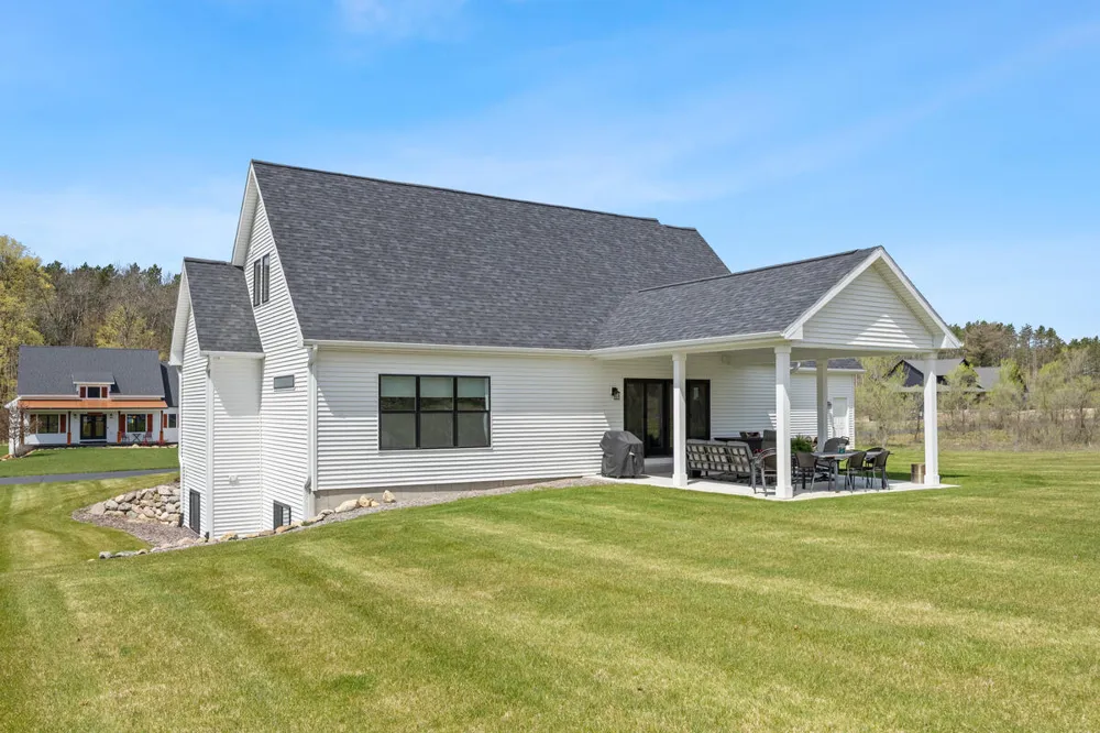 7834 Sandy Lane Mecosta Township, MI 49346