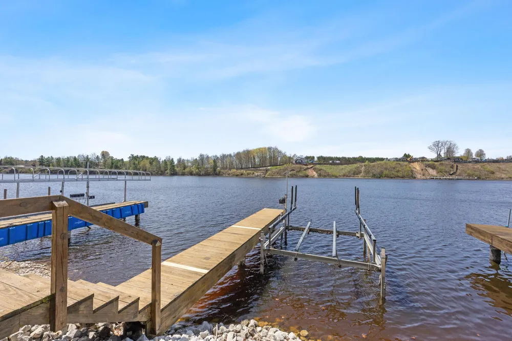 7834 Sandy Lane Mecosta Township, MI 49346