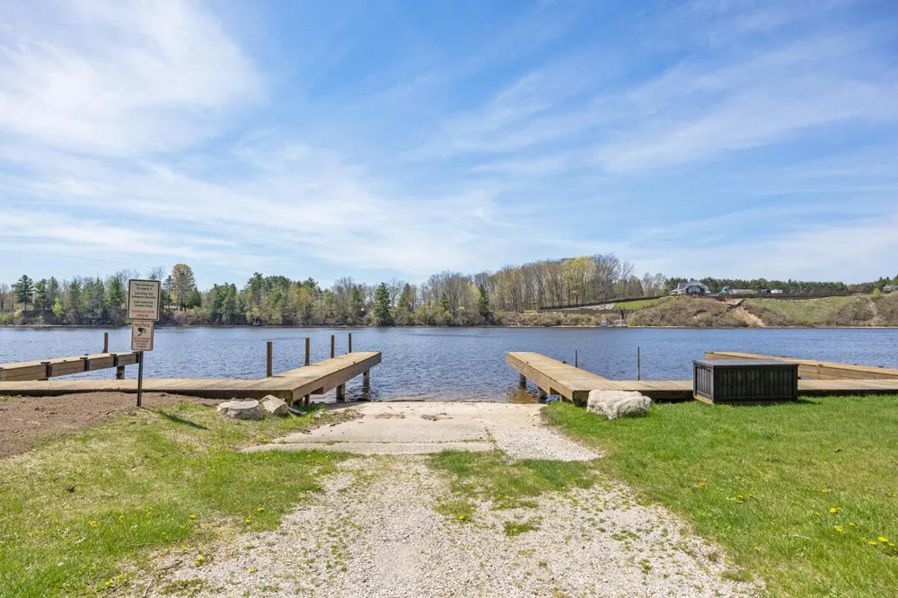 7834 Sandy Lane Mecosta Township, MI 49346