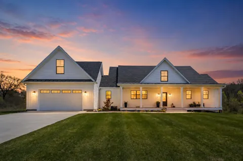 7834 Sandy Lane