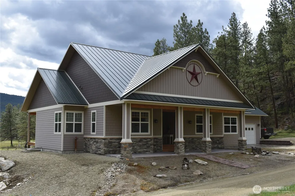 53 Cape Labelle Road Tonasket, WA 98855