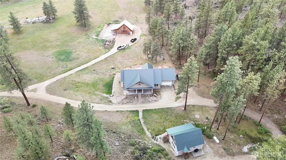 53 Cape Labelle Road Tonasket, WA 98855