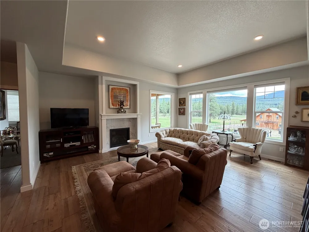 53 Cape Labelle Road Tonasket, WA 98855