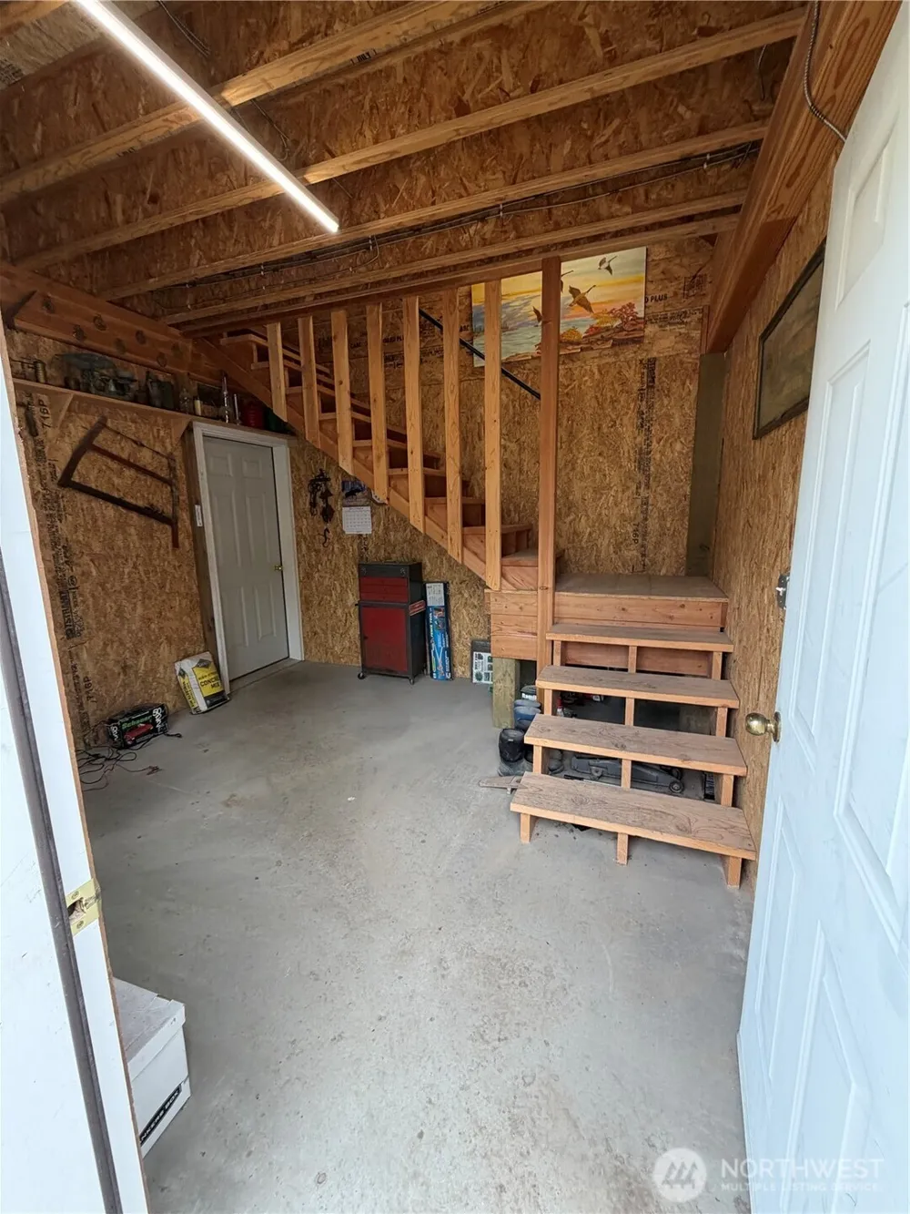 53 Cape Labelle Road Tonasket, WA 98855