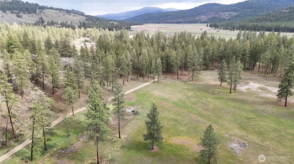 53 Cape Labelle Road Tonasket, WA 98855