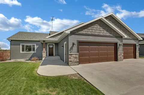1704 Knottingham Drive
