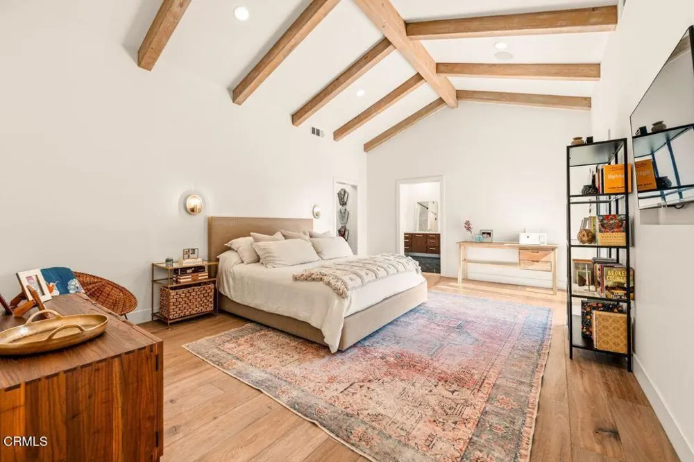 1302 Devon Lane Ventura, CA 93001