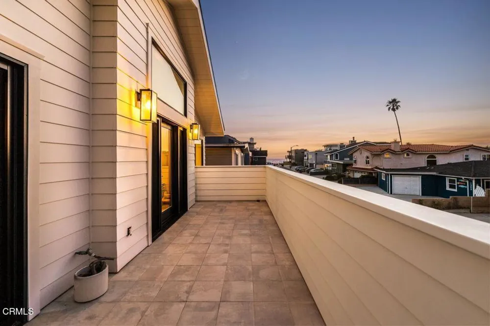 1302 Devon Lane Ventura, CA 93001