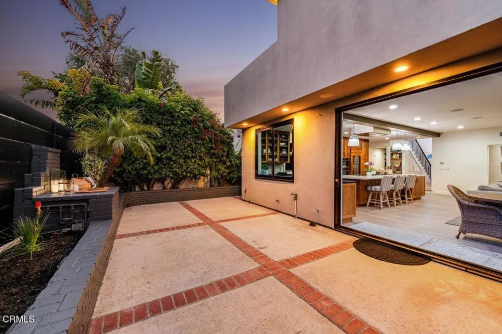 1302 Devon Lane Ventura, CA 93001