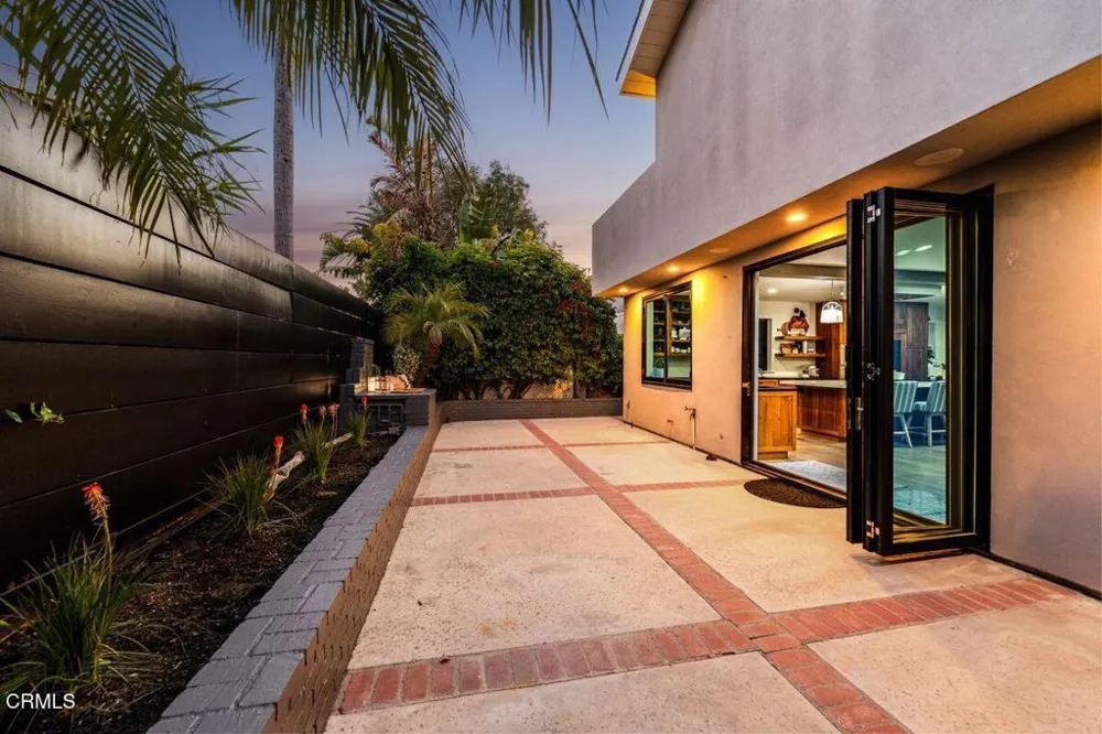 1302 Devon Lane Ventura, CA 93001
