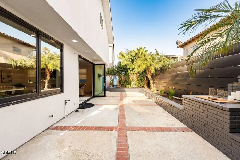 1302 Devon Lane Ventura, CA 93001