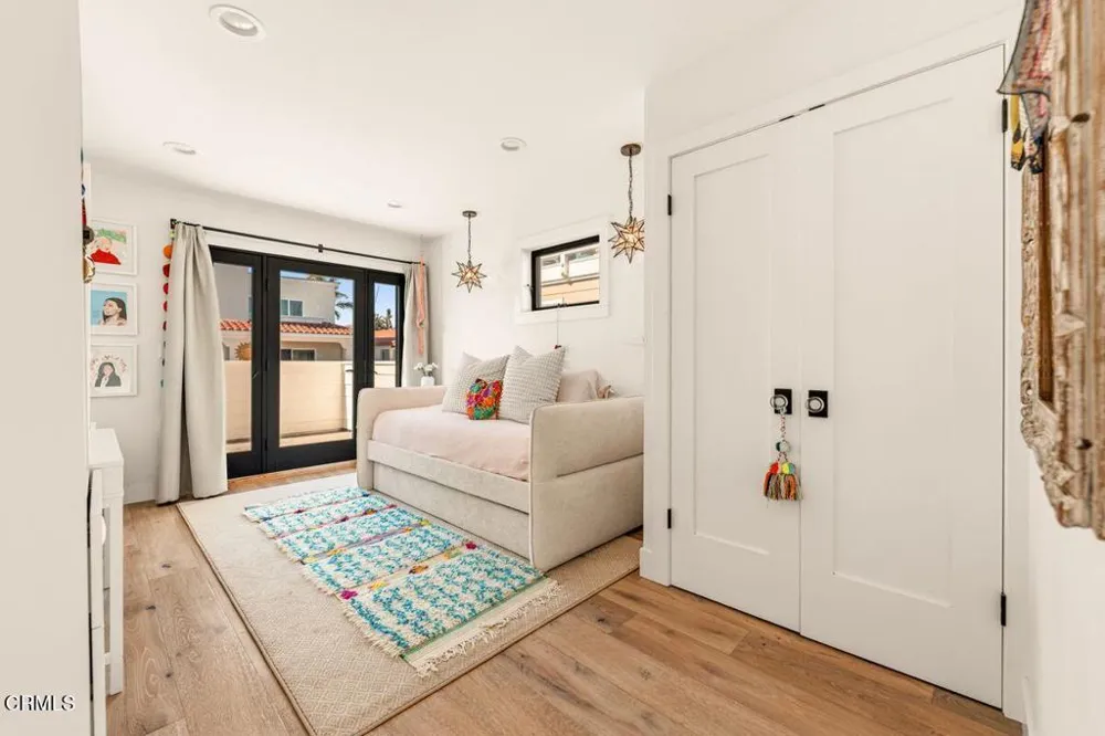 1302 Devon Lane Ventura, CA 93001