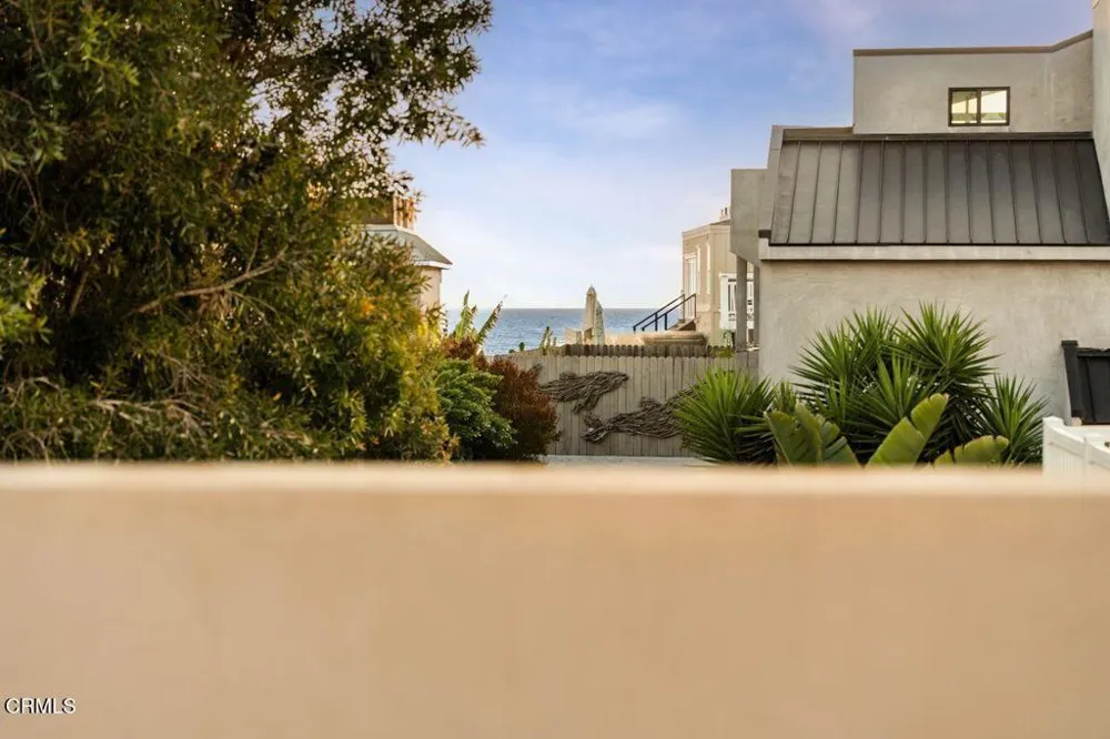 1302 Devon Lane Ventura, CA 93001