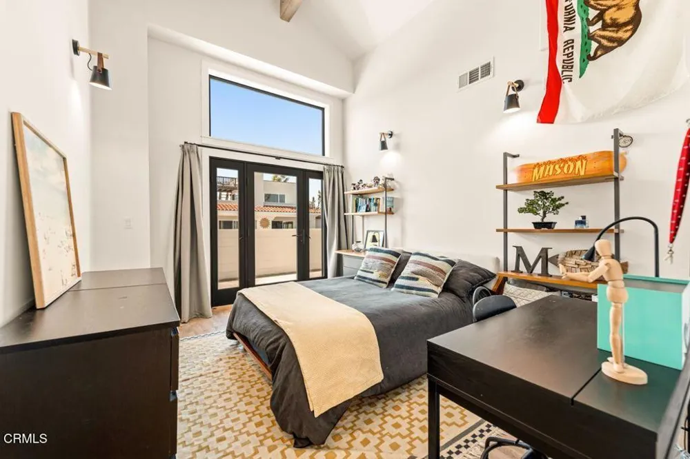 1302 Devon Lane Ventura, CA 93001