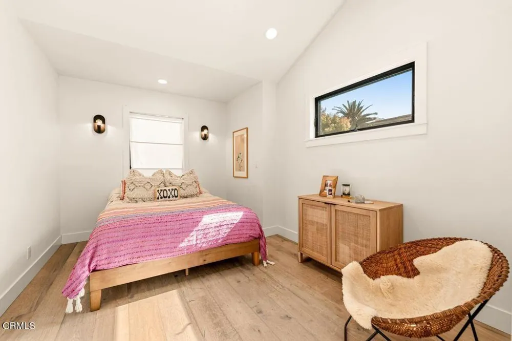 1302 Devon Lane Ventura, CA 93001