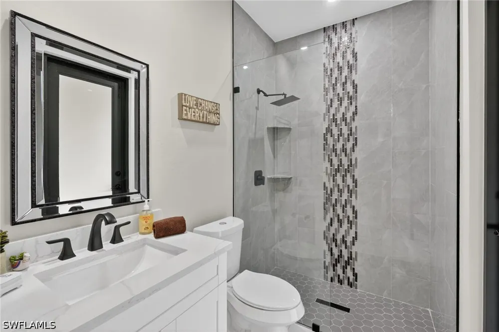 40th Avenue SE Naples, FL 34117