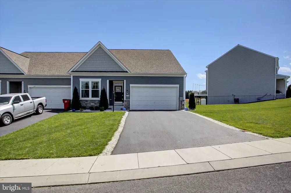 11700 MYSTIC ROCK LANE S Waynesboro, PA 17268