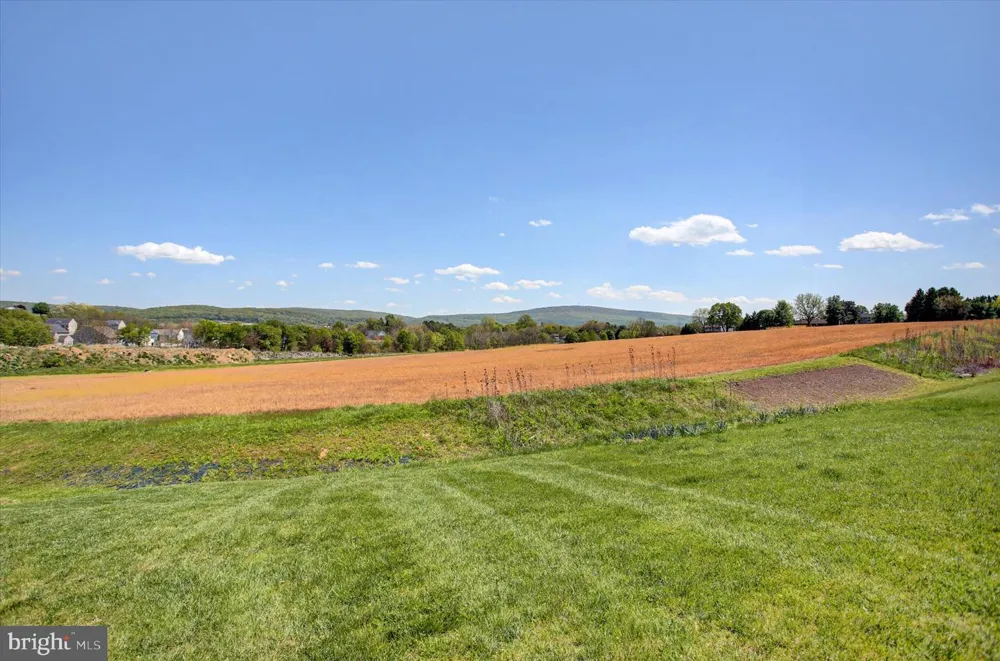 11700 MYSTIC ROCK LANE S Waynesboro, PA 17268