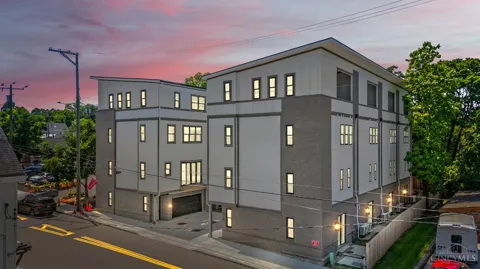 3725 Isabella Avenue #3