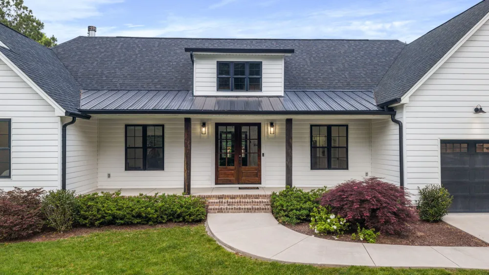1618 Van Davis Road NW Charleston, TN 37310