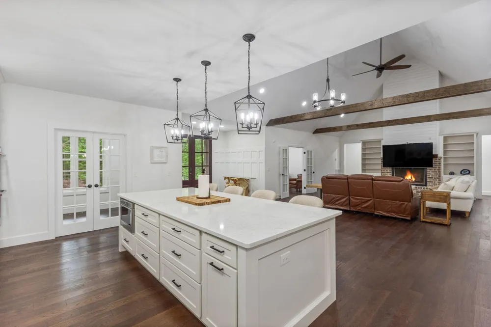 1618 Van Davis Road NW Charleston, TN 37310