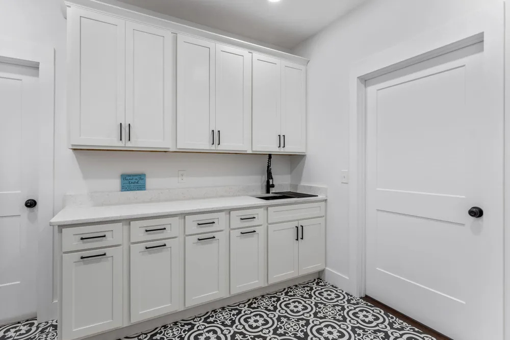 1618 Van Davis Road NW Charleston, TN 37310