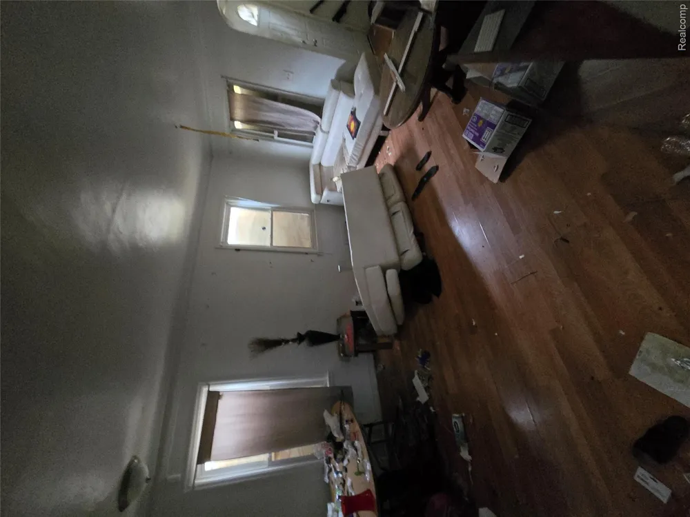 1329 Lincoln Avenue Flint City, MI 48507