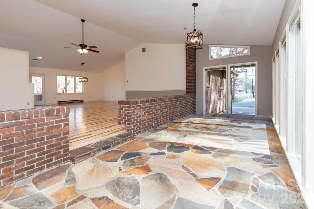 84 Joe jenkins Road Fairview, NC 28730