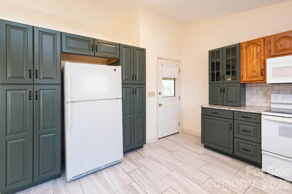84 Joe jenkins Road Fairview, NC 28730