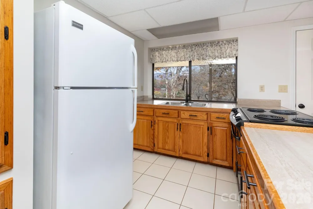 84 Joe jenkins Road Fairview, NC 28730