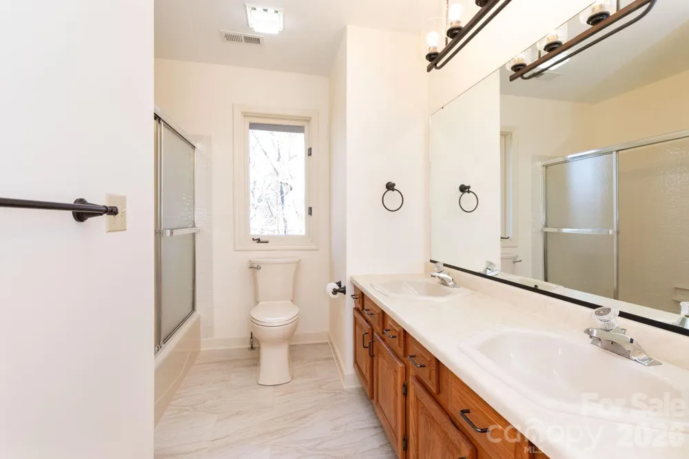 84 Joe jenkins Road Fairview, NC 28730