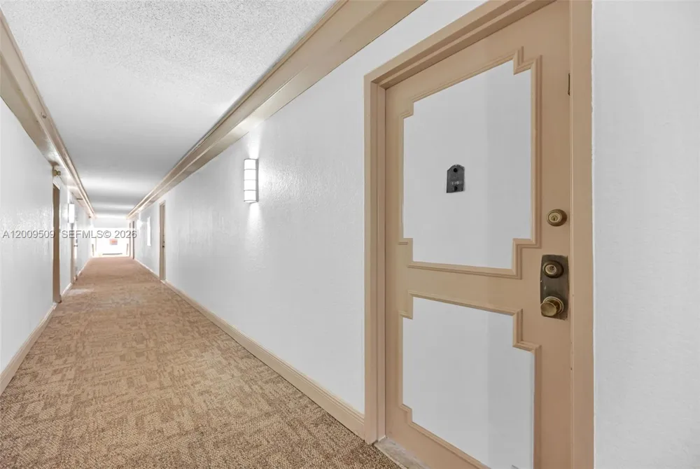 2780 NE 183rd St #115 Aventura, FL 33160