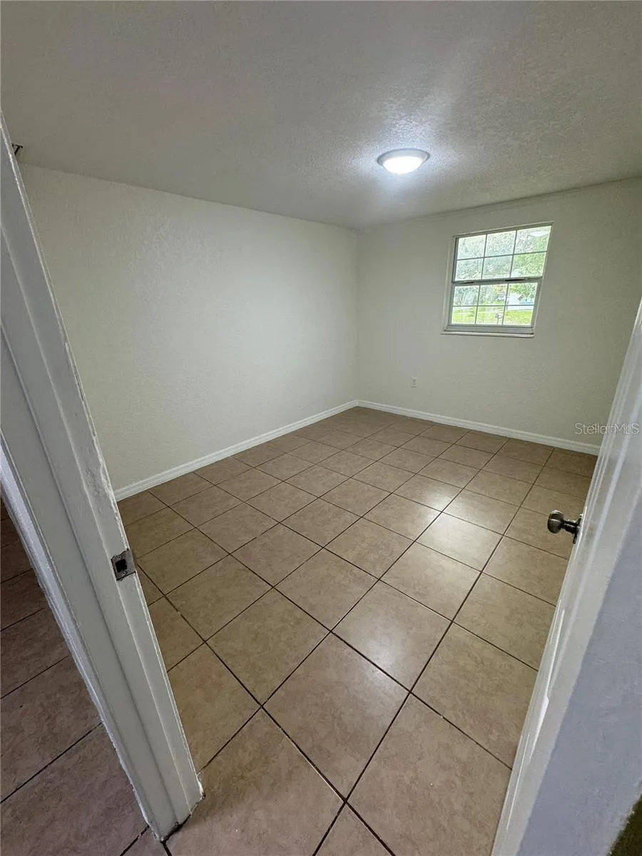 10601 52ND STREET Temple Terrace, FL 33617